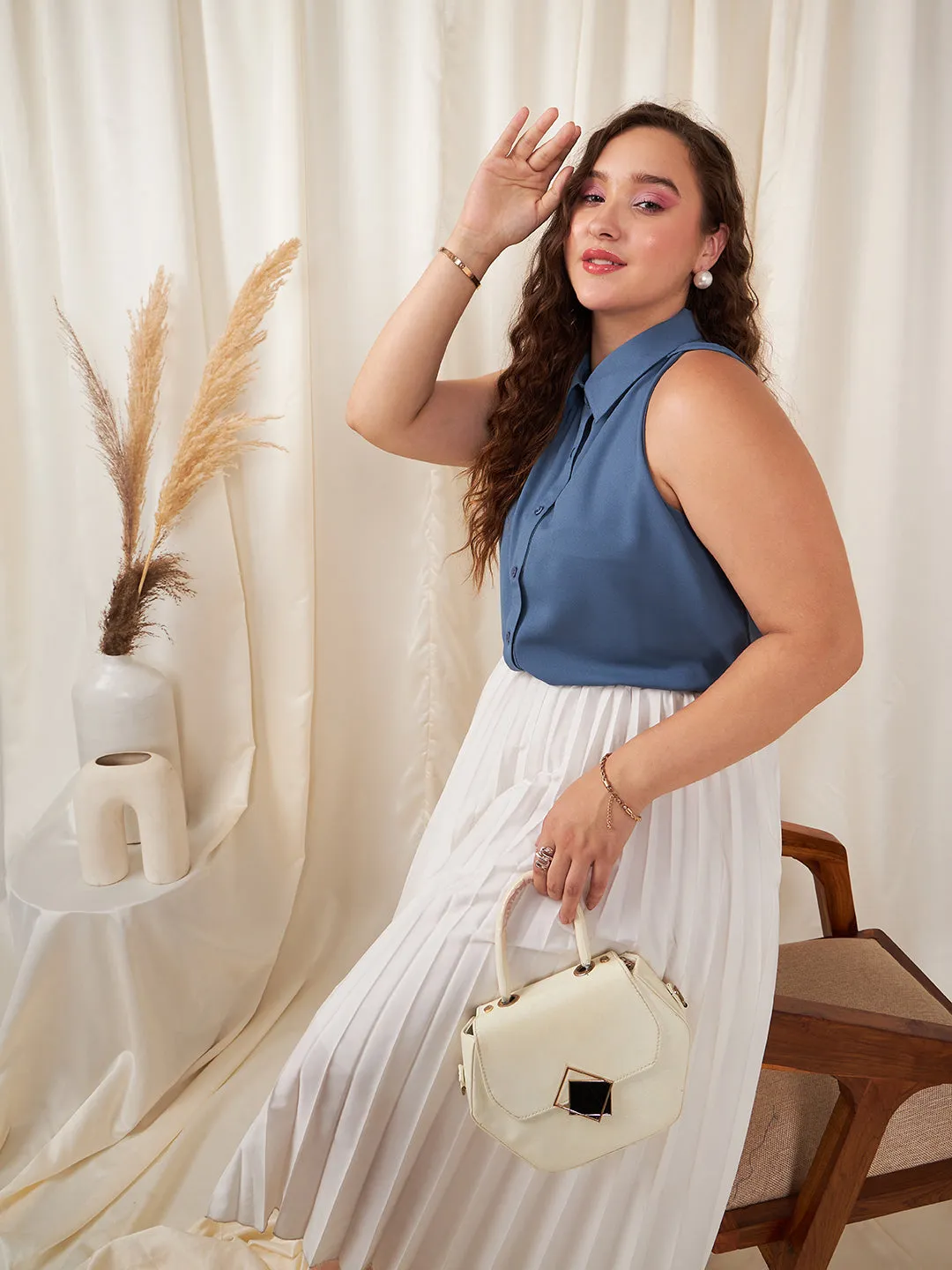 Berrylush Women Plus Size Solid Blue Spread Collar Neck Sleeveless Button-Up Straight Hem Regular Shirt