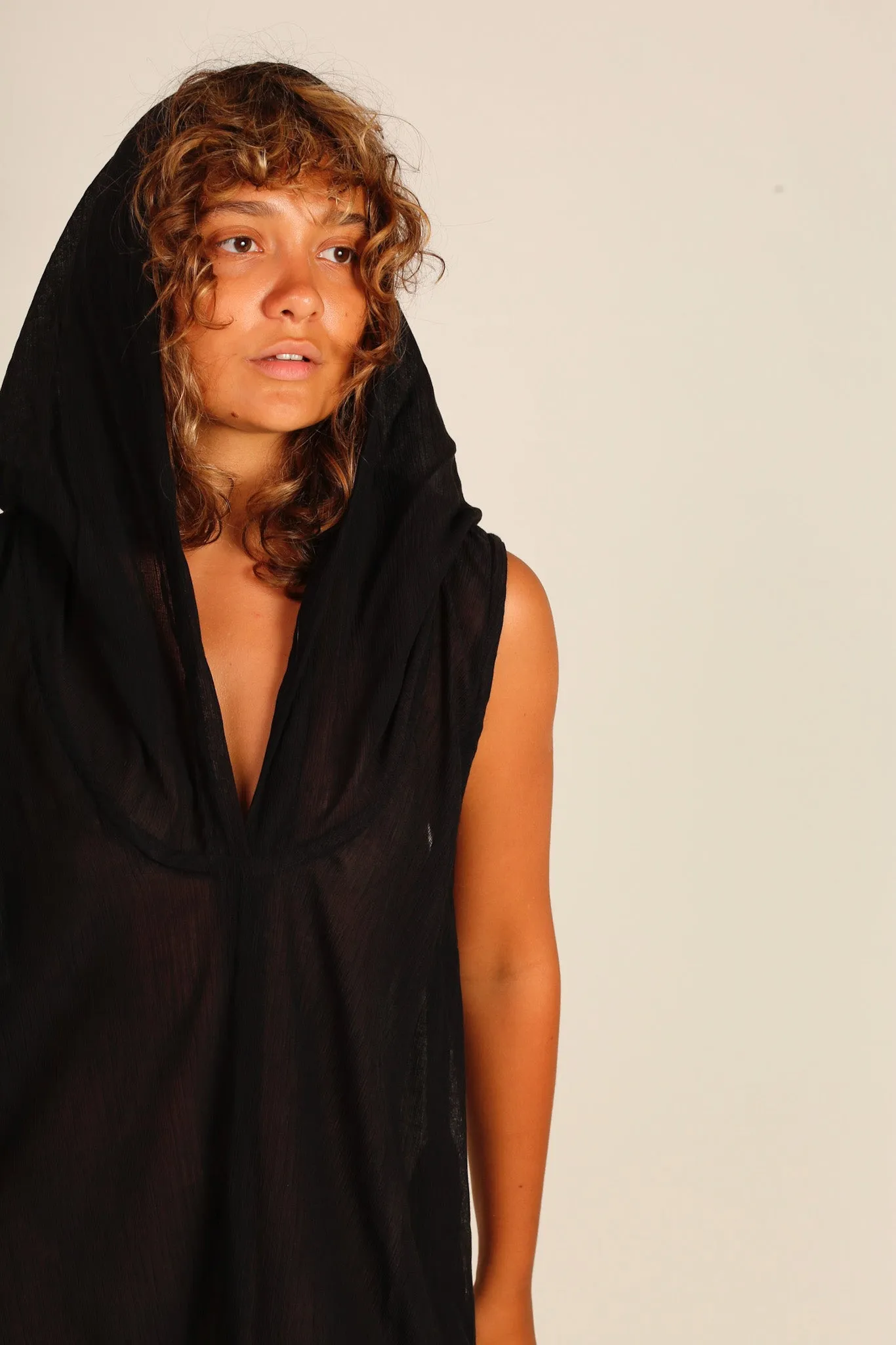 BLACK COTTON HOODIE DRESS SHARA