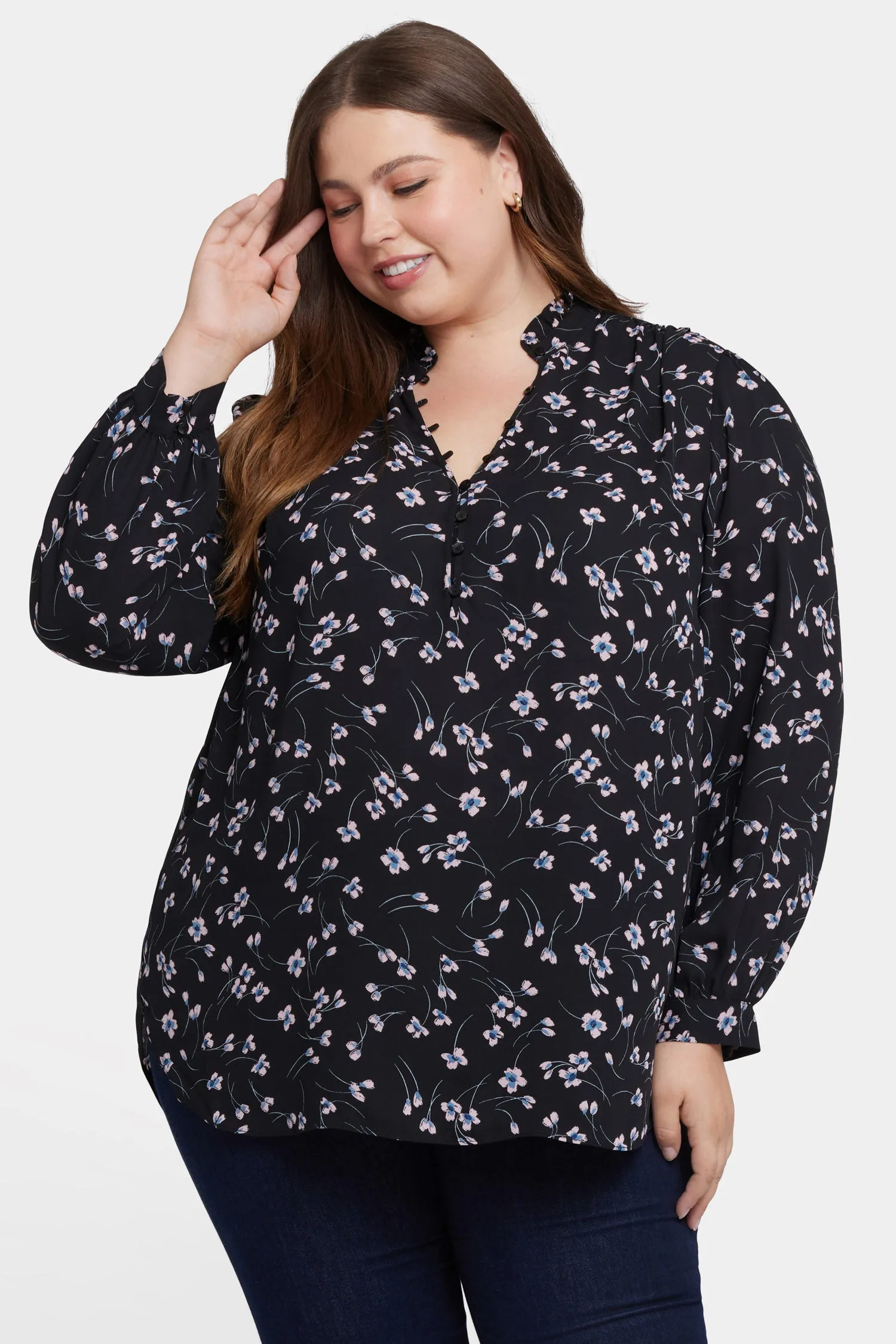 Hannah Blouse In Plus Size - Cascade Petals