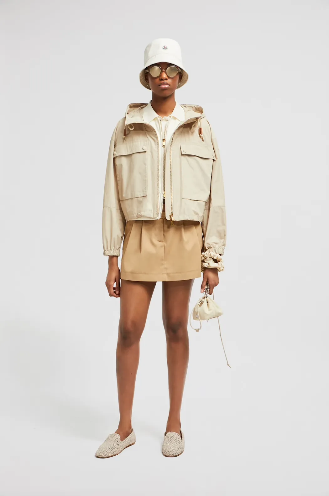 MONCLER SAUVAN SHORT HOODED PARKA BEIGE