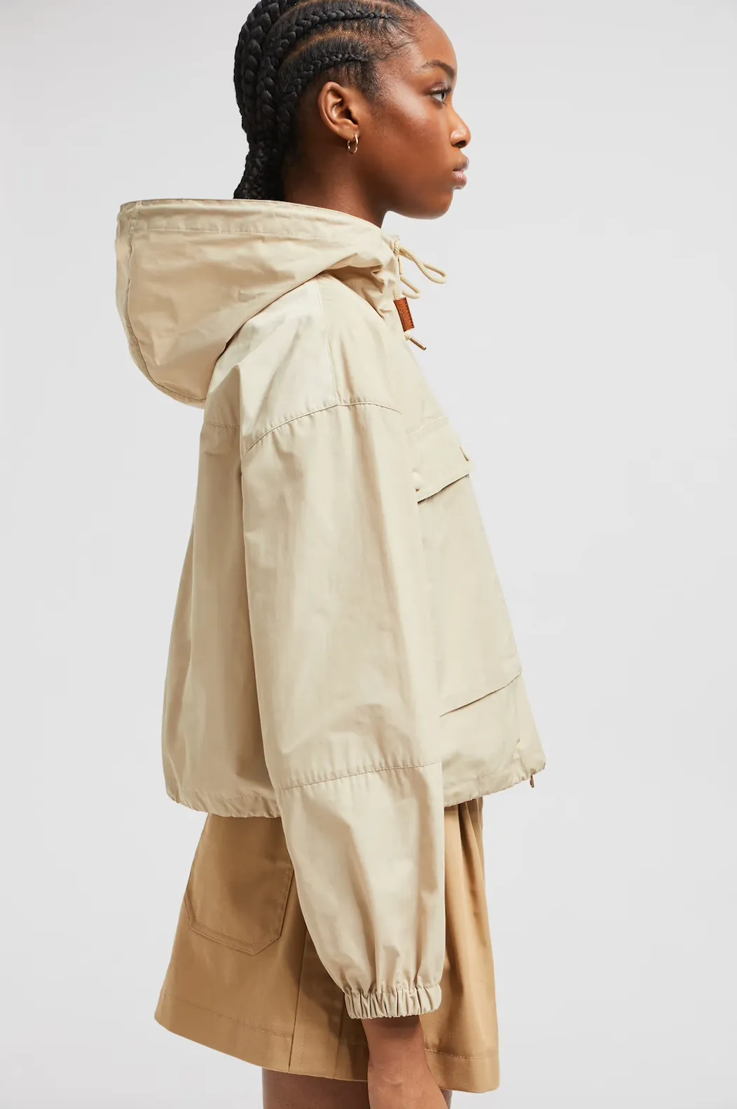 MONCLER SAUVAN SHORT HOODED PARKA BEIGE