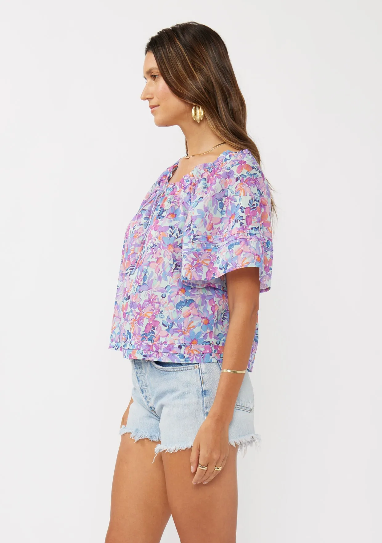 Short Sleeve Floral Raglan Top with Adjustable Tie