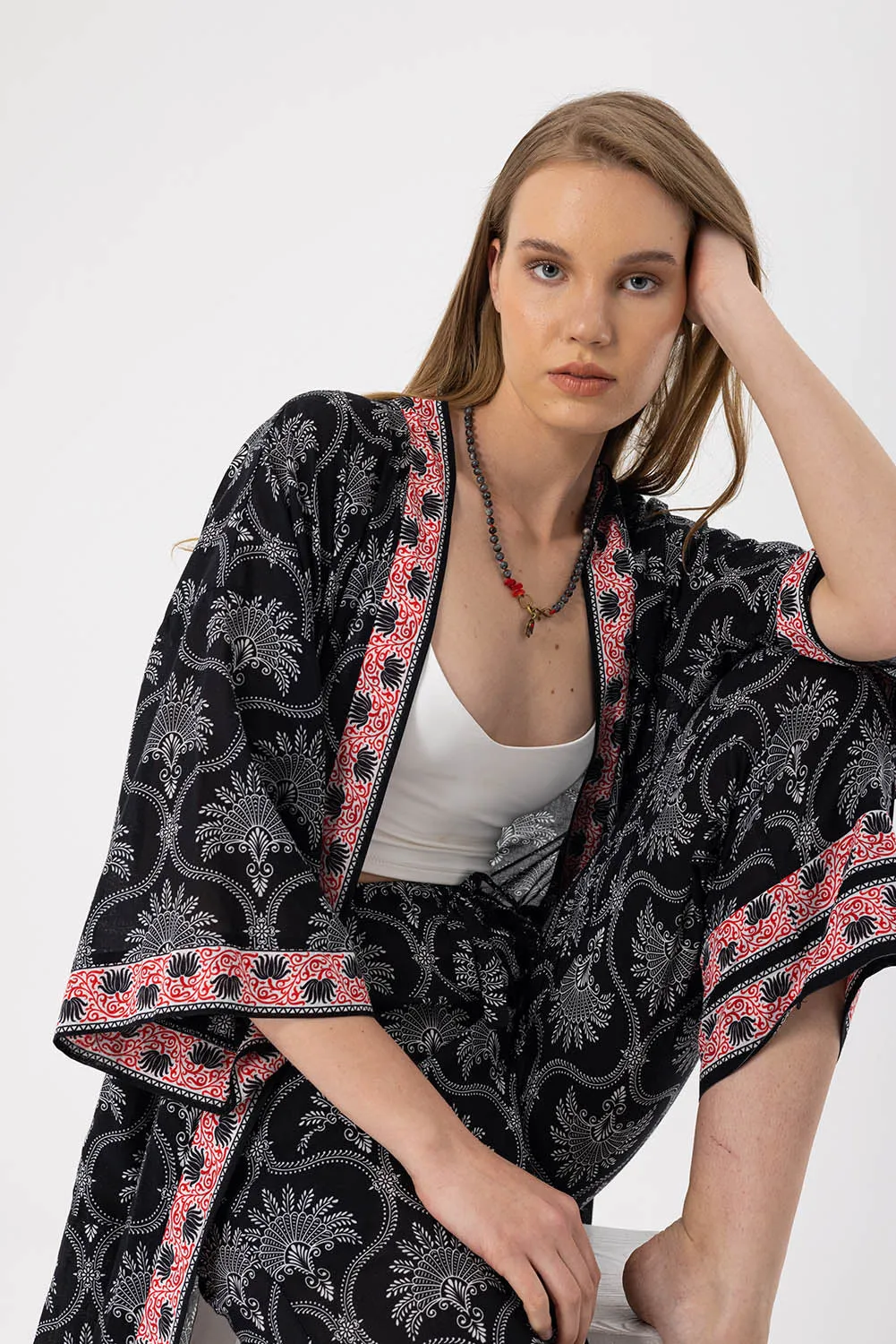 Siyah Desenli Elissa Kimono