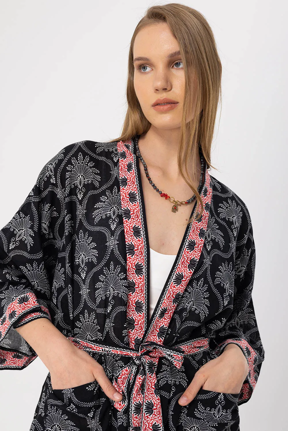 Siyah Desenli Elissa Kimono